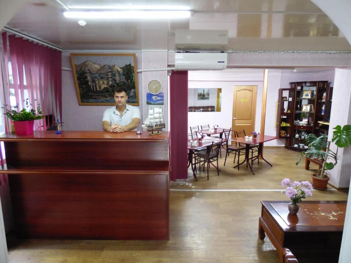 Hotel Na Admirala Makarova Mykolaiv Exterior foto