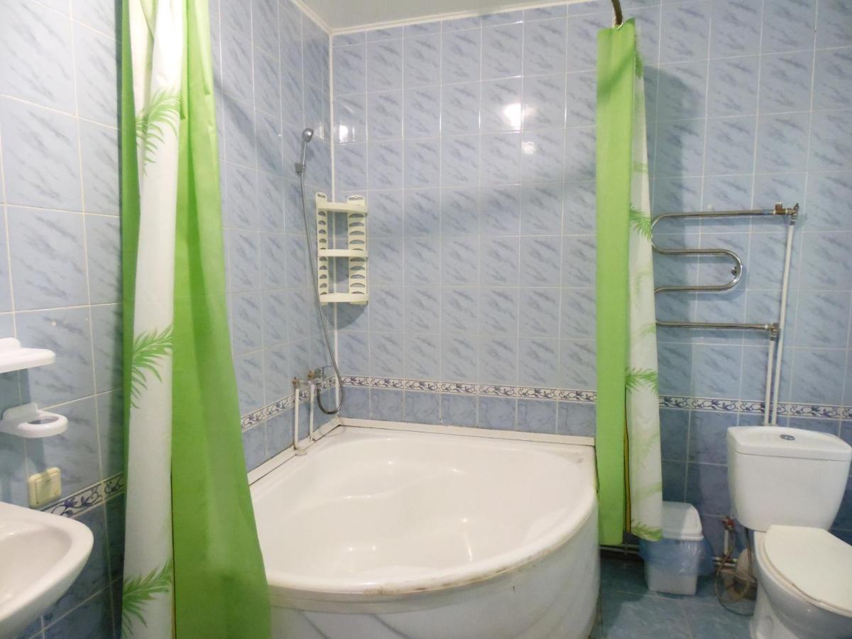 Hotel Na Admirala Makarova Mykolaiv Exterior foto
