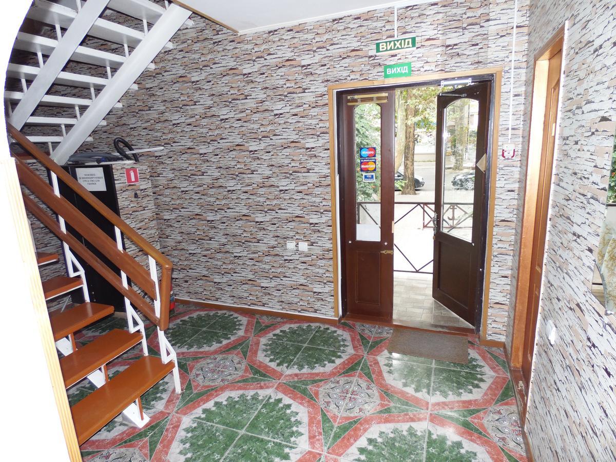 Hotel Na Admirala Makarova Mykolaiv Exterior foto