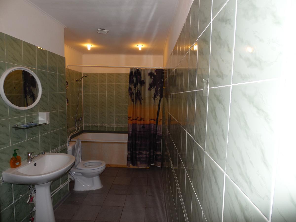 Hotel Na Admirala Makarova Mykolaiv Exterior foto